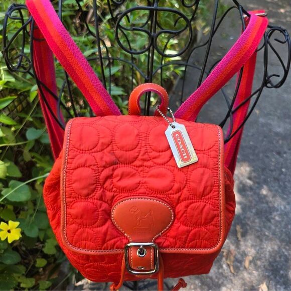 Coach Y2K Signature Quilted Drawstring Coral Mini Vintage Backpack. #5164 - Picture 3 of 13